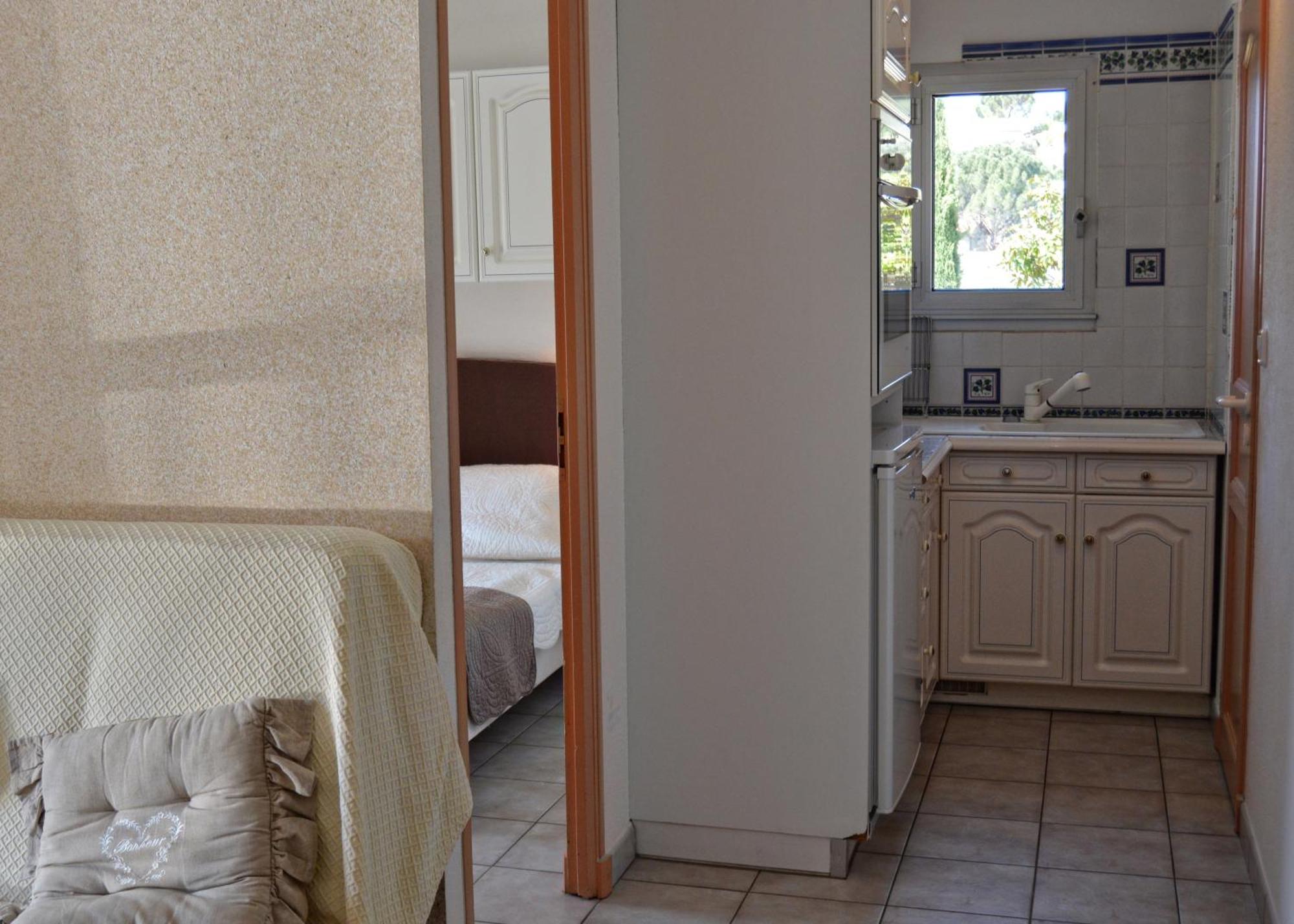 La Lezardiere Apartment *